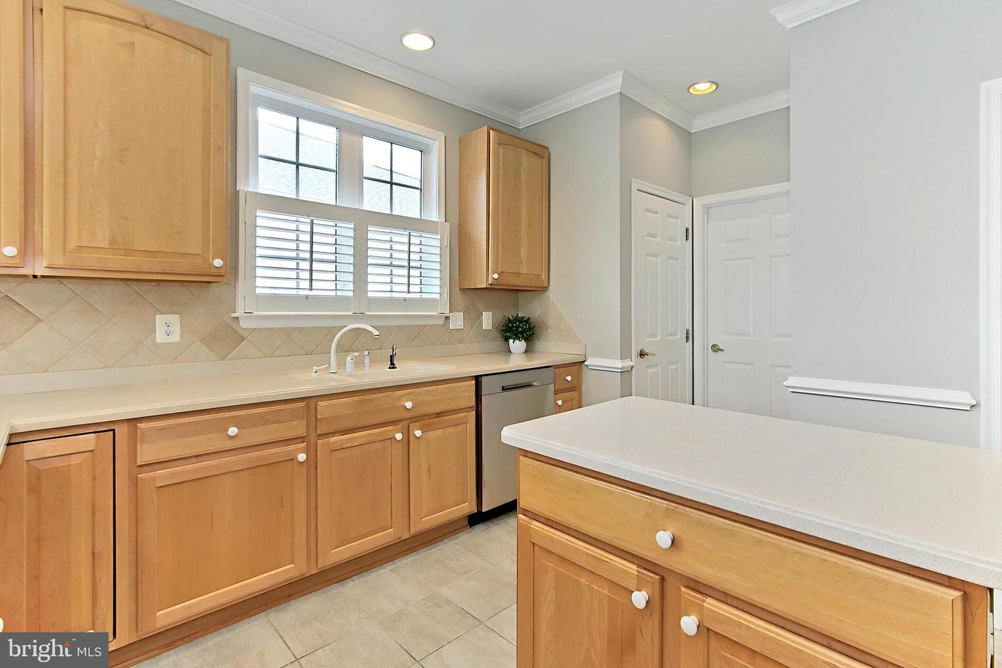 13853 CRABTREE WAY, GAINESVILLE, Virginia 20155, 2 Bedrooms Bedrooms, ,2 BathroomsBathrooms,Residential,For sale,13853 CRABTREE WAY,VAPW2095798 MLS # VAPW2095798