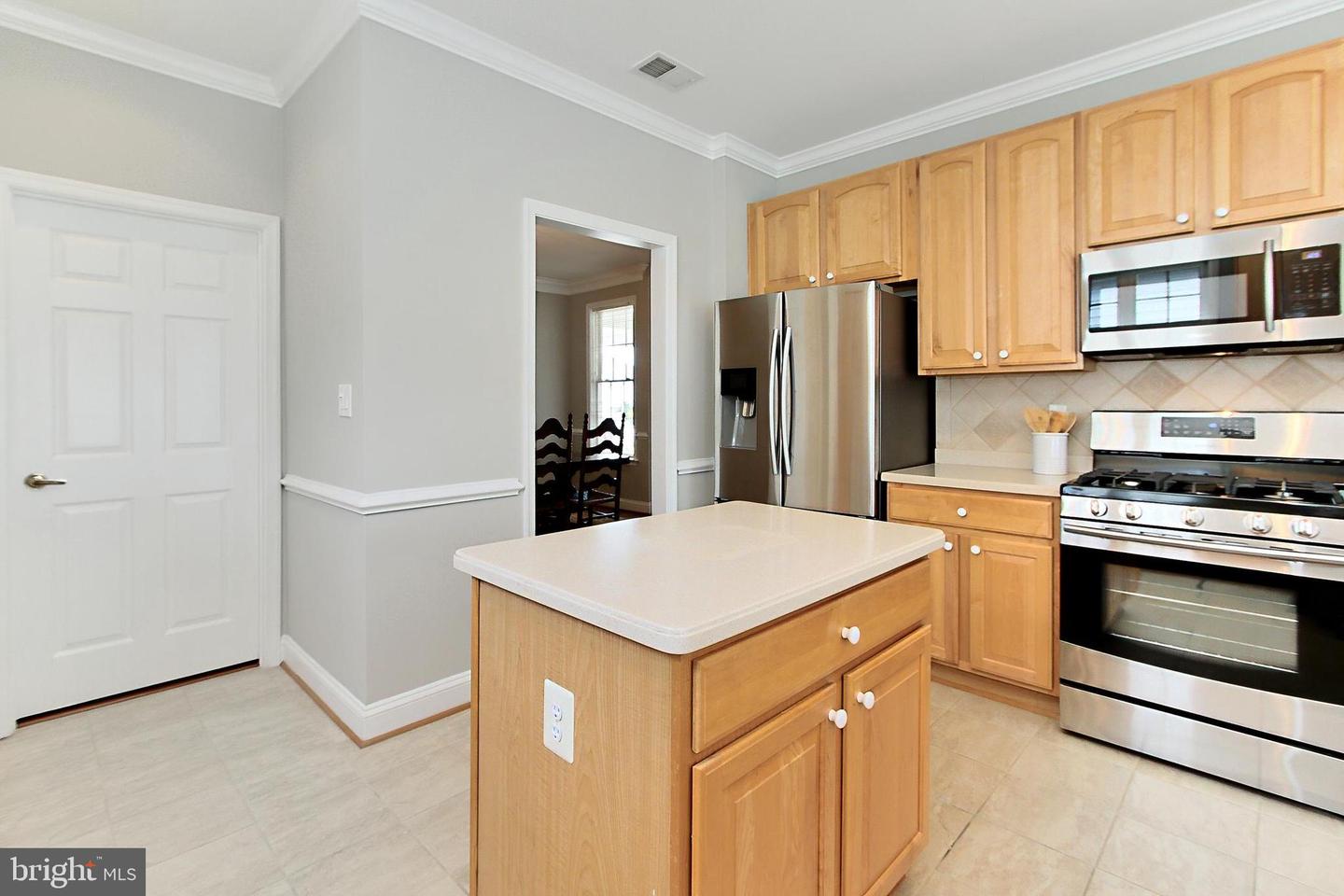 13853 CRABTREE WAY, GAINESVILLE, Virginia 20155, 2 Bedrooms Bedrooms, ,2 BathroomsBathrooms,Residential,For sale,13853 CRABTREE WAY,VAPW2095798 MLS # VAPW2095798