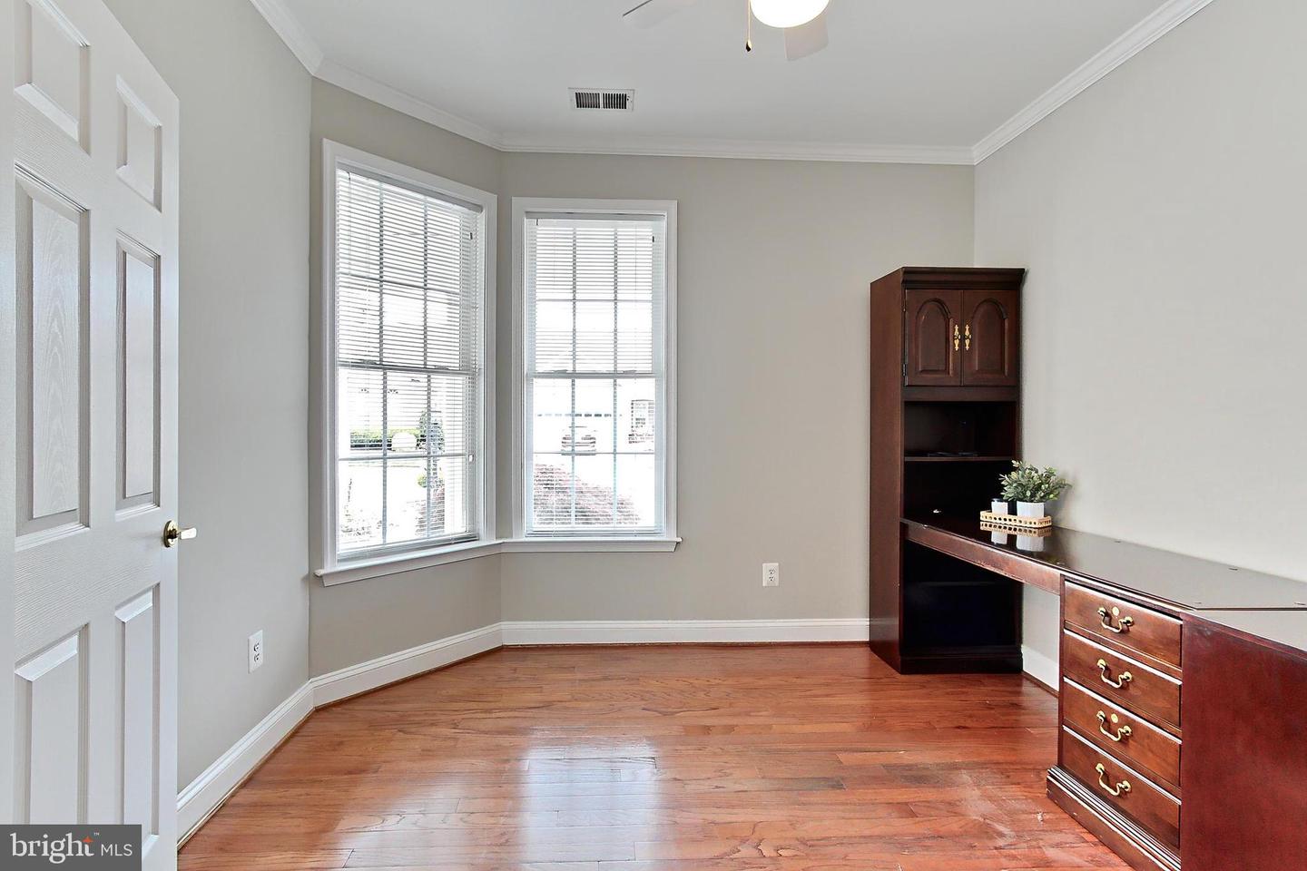 13853 CRABTREE WAY, GAINESVILLE, Virginia 20155, 2 Bedrooms Bedrooms, ,2 BathroomsBathrooms,Residential,For sale,13853 CRABTREE WAY,VAPW2095798 MLS # VAPW2095798