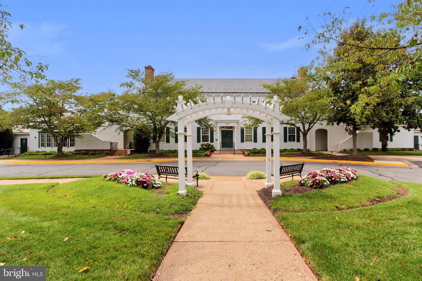 13853 CRABTREE WAY, GAINESVILLE, Virginia 20155, 2 Bedrooms Bedrooms, ,2 BathroomsBathrooms,Residential,For sale,13853 CRABTREE WAY,VAPW2095798 MLS # VAPW2095798