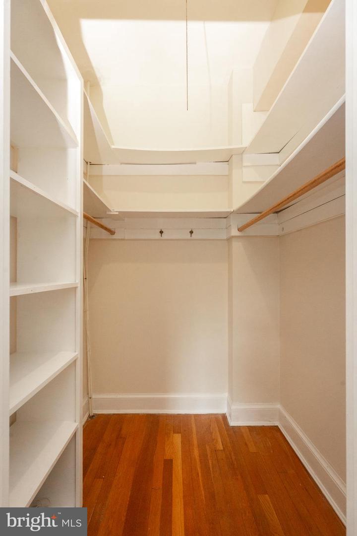 3900 CONNECTICUT AVE NW #306-F, WASHINGTON, District Of Columbia 20008, 1 Bedroom Bedrooms, ,1 BathroomBathrooms,Residential,For sale,3900 CONNECTICUT AVE NW #306-F,DCDC2203034 MLS # DCDC2203034