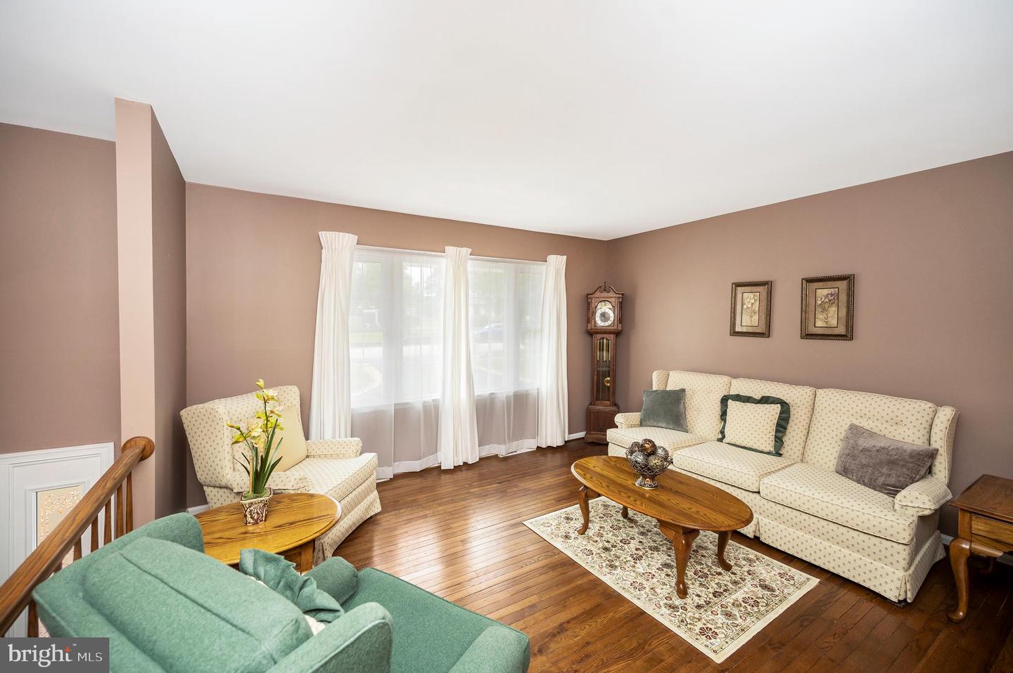 806 EDWARDS DR, FREDERICKSBURG, Virginia 22405, 4 Bedrooms Bedrooms, ,2 BathroomsBathrooms,Residential,For sale,806 EDWARDS DR,VAST2039302 MLS # VAST2039302