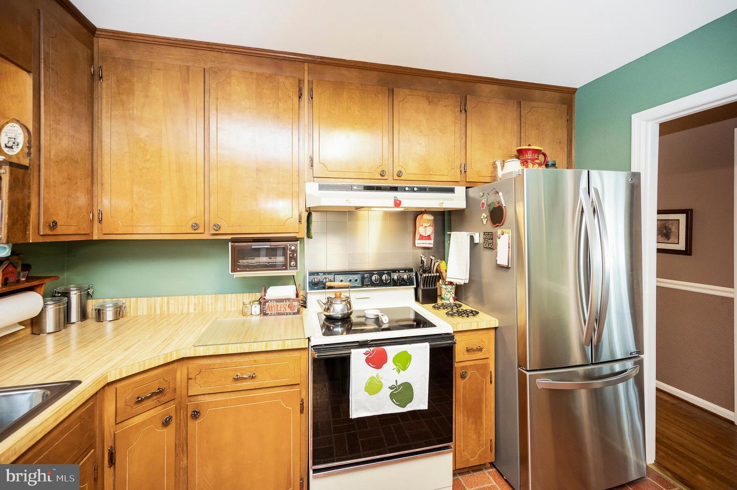 806 EDWARDS DR, FREDERICKSBURG, Virginia 22405, 4 Bedrooms Bedrooms, ,2 BathroomsBathrooms,Residential,For sale,806 EDWARDS DR,VAST2039302 MLS # VAST2039302