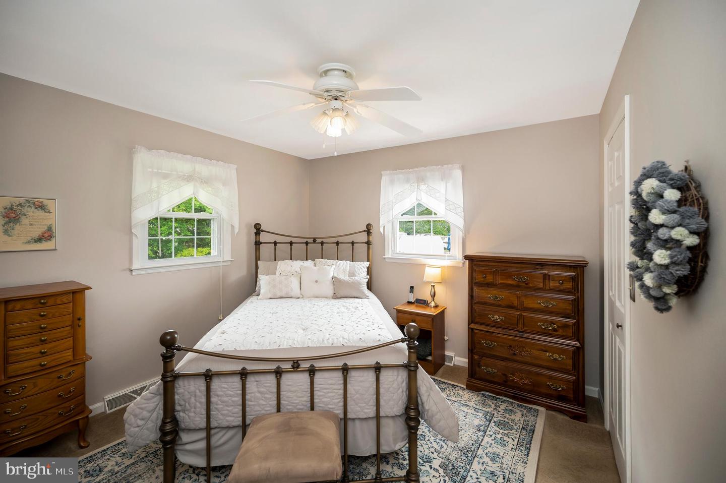 806 EDWARDS DR, FREDERICKSBURG, Virginia 22405, 4 Bedrooms Bedrooms, ,2 BathroomsBathrooms,Residential,For sale,806 EDWARDS DR,VAST2039302 MLS # VAST2039302