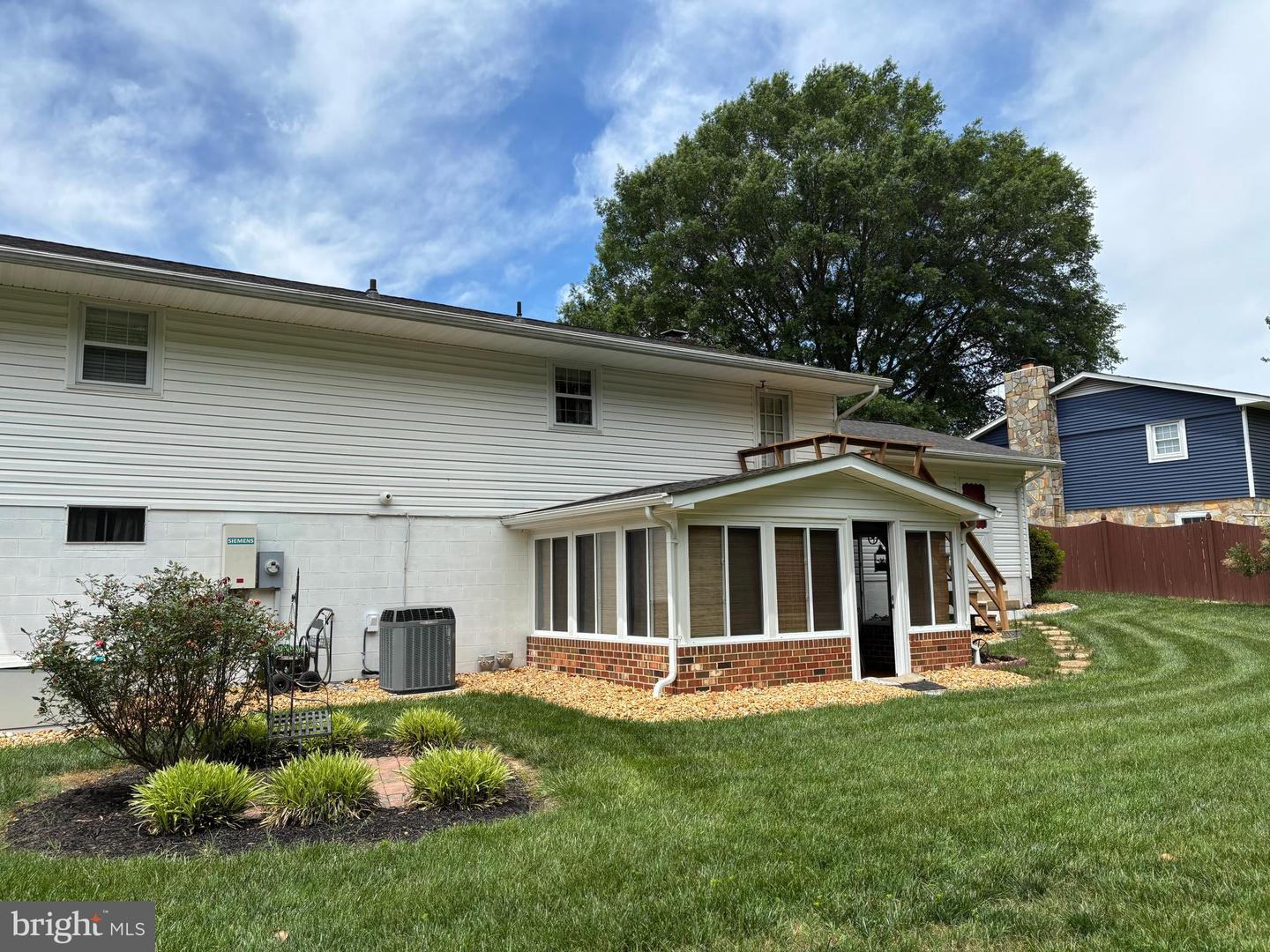 806 EDWARDS DR, FREDERICKSBURG, Virginia 22405, 4 Bedrooms Bedrooms, ,2 BathroomsBathrooms,Residential,For sale,806 EDWARDS DR,VAST2039302 MLS # VAST2039302