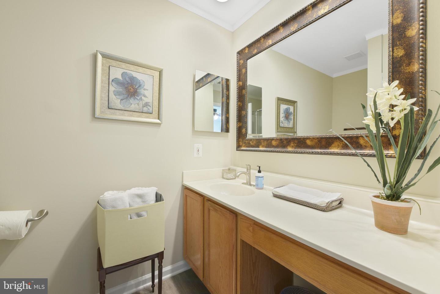 35871 DEVON PARK SQ, ROUND HILL, Virginia 20141, 4 Bedrooms Bedrooms, ,2 BathroomsBathrooms,Residential,For sale,35871 DEVON PARK SQ,VALO2098242 MLS # VALO2098242
