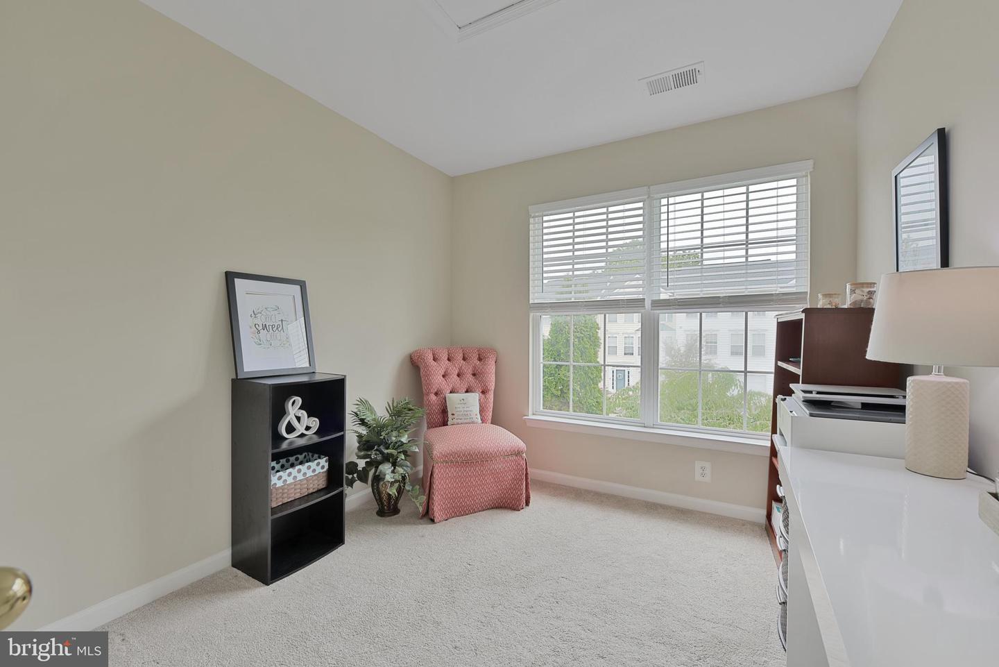 35871 DEVON PARK SQ, ROUND HILL, Virginia 20141, 4 Bedrooms Bedrooms, ,2 BathroomsBathrooms,Residential,For sale,35871 DEVON PARK SQ,VALO2098242 MLS # VALO2098242