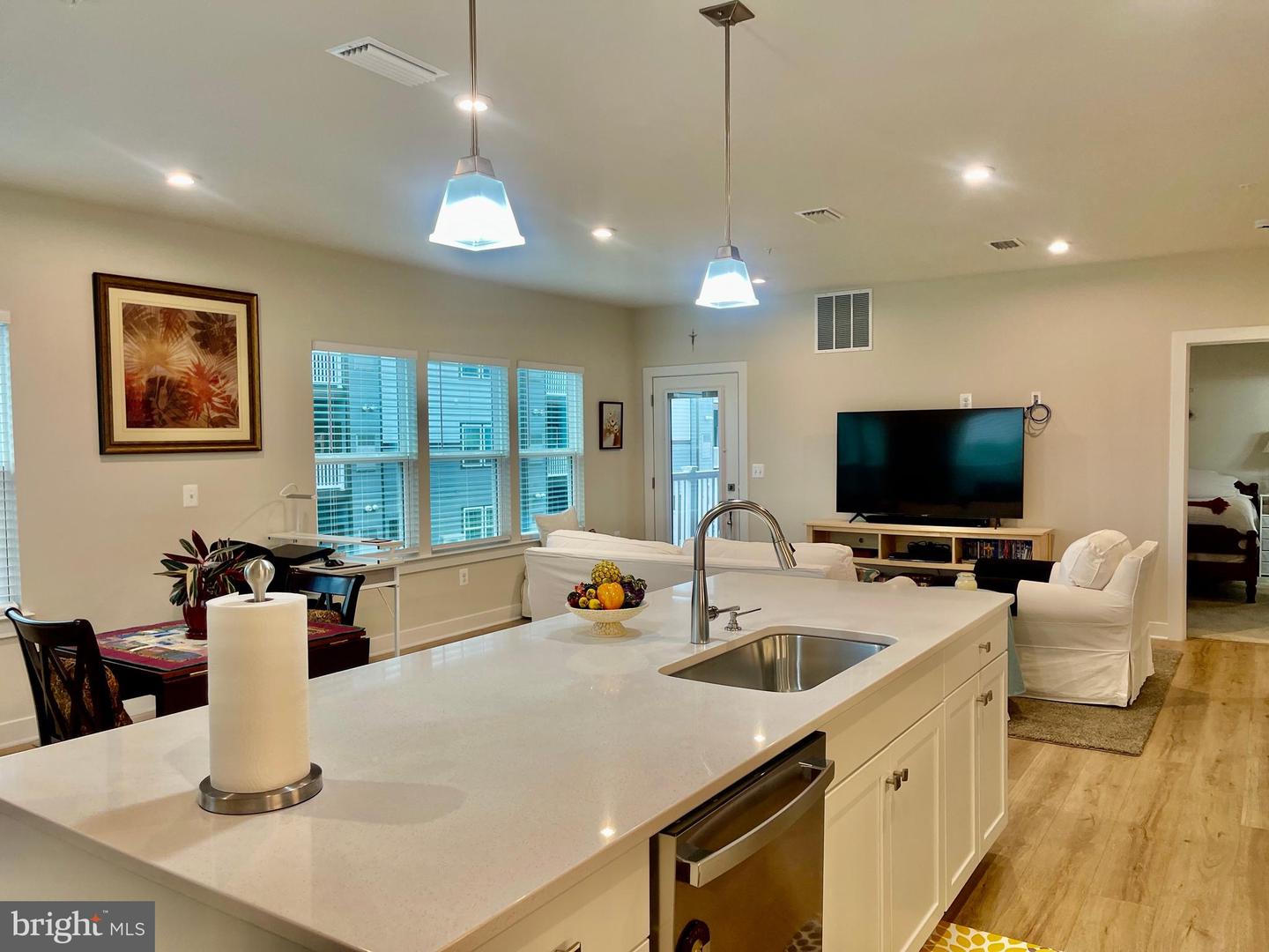 151 MCCORMICK CIR #200, WINCHESTER, Virginia 22602, 2 Bedrooms Bedrooms, ,2 BathroomsBathrooms,Residential,For sale,151 MCCORMICK CIR #200,VAFV2034532 MLS # VAFV2034532