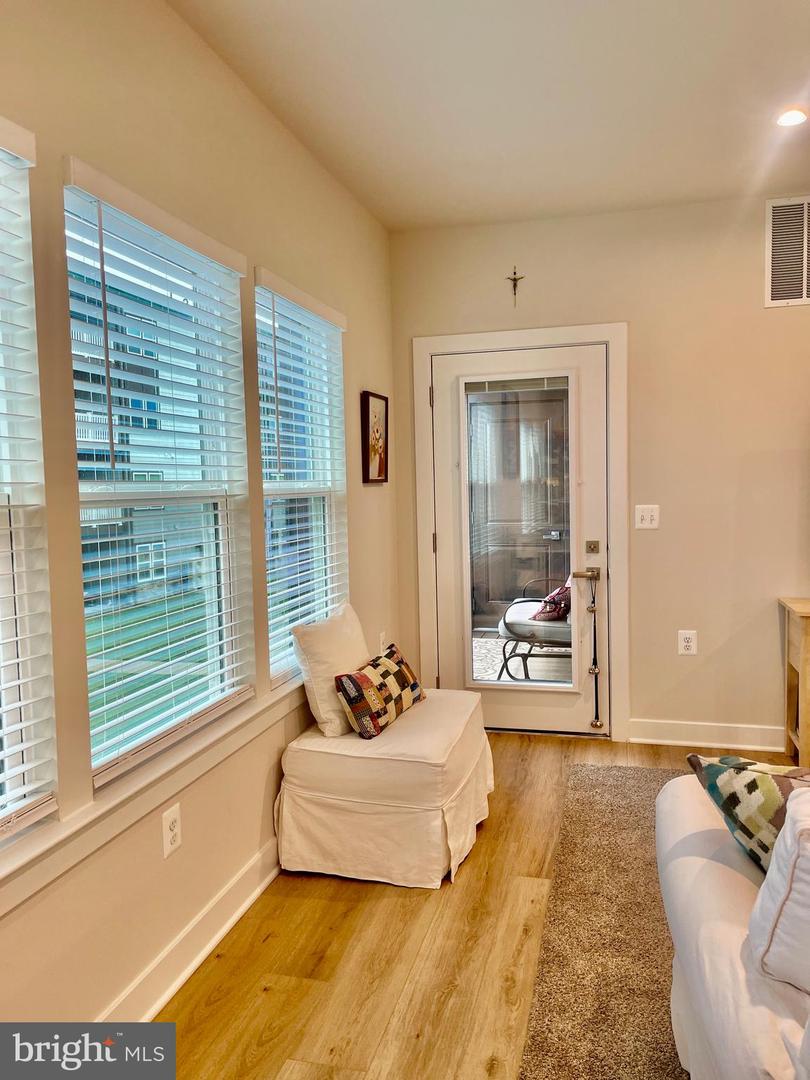 151 MCCORMICK CIR #200, WINCHESTER, Virginia 22602, 2 Bedrooms Bedrooms, ,2 BathroomsBathrooms,Residential,For sale,151 MCCORMICK CIR #200,VAFV2034532 MLS # VAFV2034532