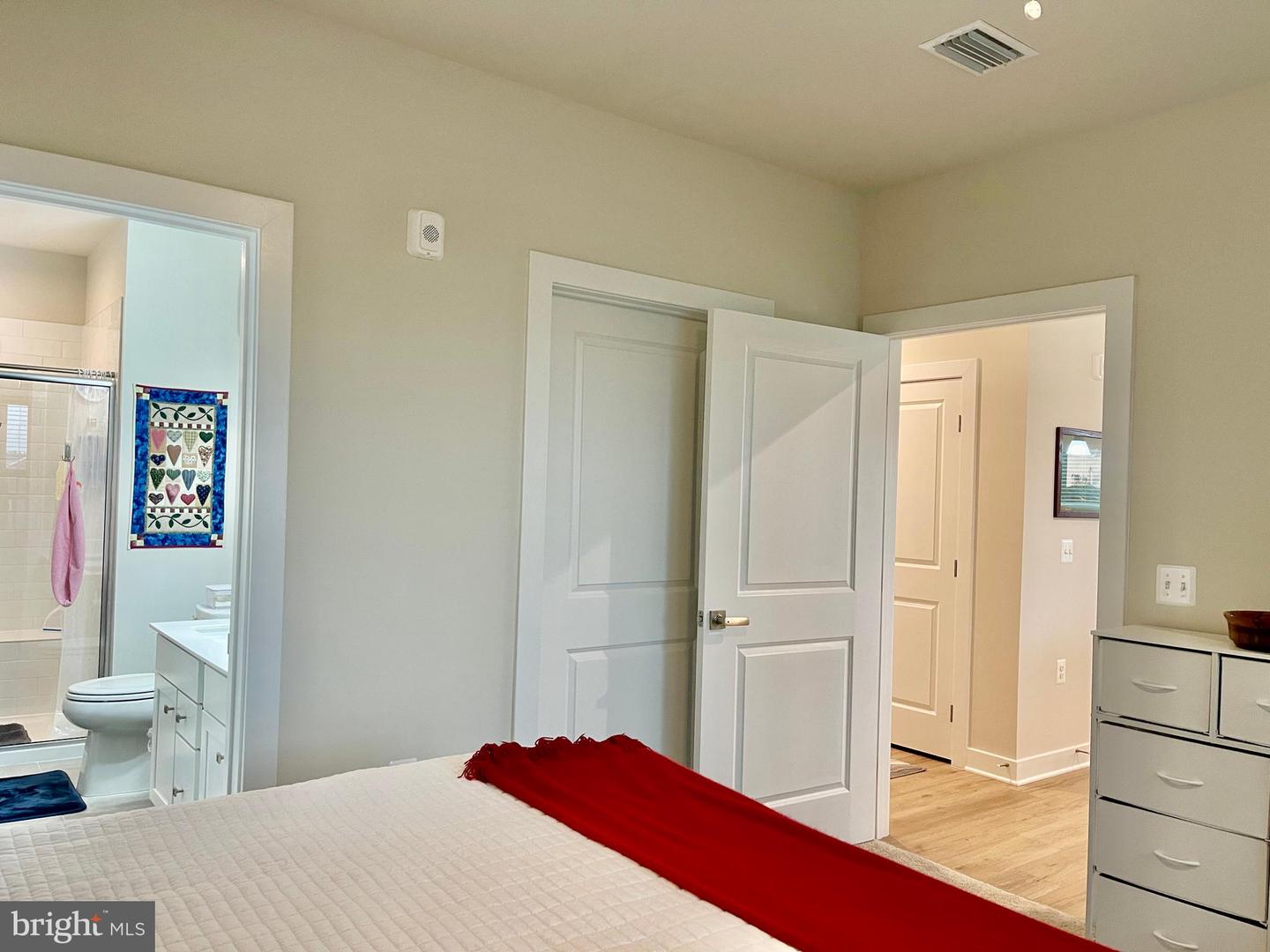 151 MCCORMICK CIR #200, WINCHESTER, Virginia 22602, 2 Bedrooms Bedrooms, ,2 BathroomsBathrooms,Residential,For sale,151 MCCORMICK CIR #200,VAFV2034532 MLS # VAFV2034532
