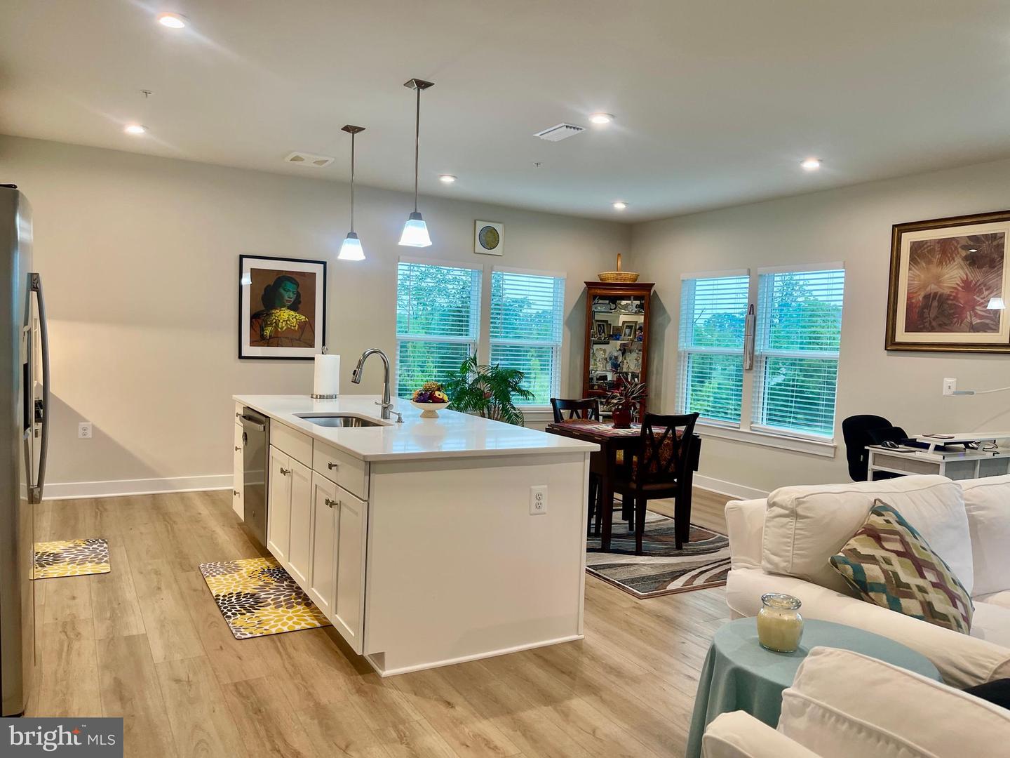 151 MCCORMICK CIR #200, WINCHESTER, Virginia 22602, 2 Bedrooms Bedrooms, ,2 BathroomsBathrooms,Residential,For sale,151 MCCORMICK CIR #200,VAFV2034532 MLS # VAFV2034532