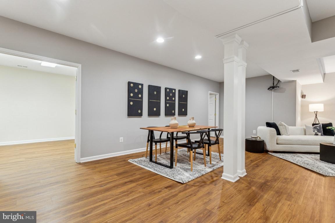 43229 AUGUSTINE PL, ASHBURN, Virginia 20147, 5 Bedrooms Bedrooms, ,5 BathroomsBathrooms,Residential,For sale,43229 AUGUSTINE PL,VALO2098188 MLS # VALO2098188