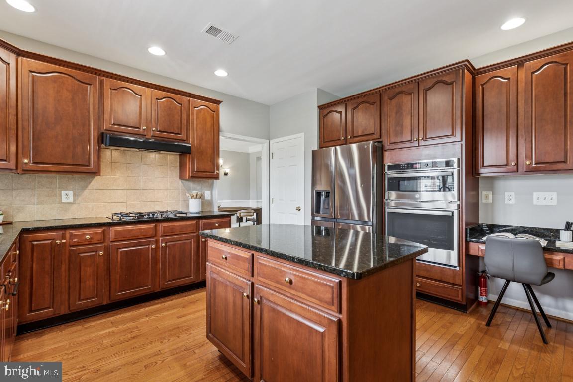 43229 AUGUSTINE PL, ASHBURN, Virginia 20147, 5 Bedrooms Bedrooms, ,5 BathroomsBathrooms,Residential,For sale,43229 AUGUSTINE PL,VALO2098188 MLS # VALO2098188