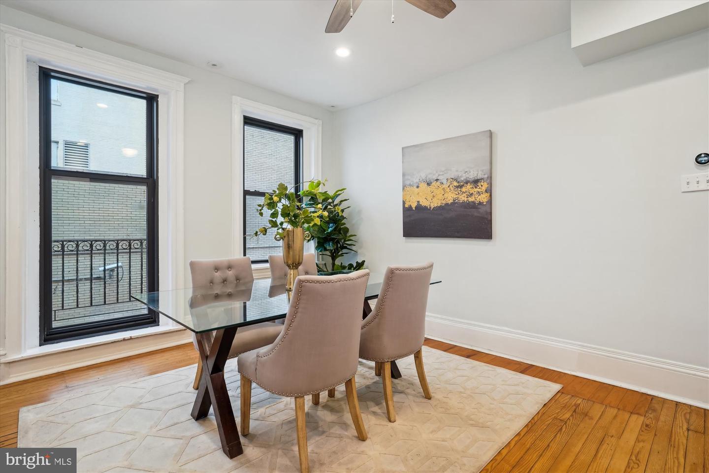 1419 R ST NW #20, WASHINGTON, District Of Columbia 20009, 2 Bedrooms Bedrooms, ,1 BathroomBathrooms,Residential,For sale,1419 R ST NW #20,DCDC2203218 MLS # DCDC2203218