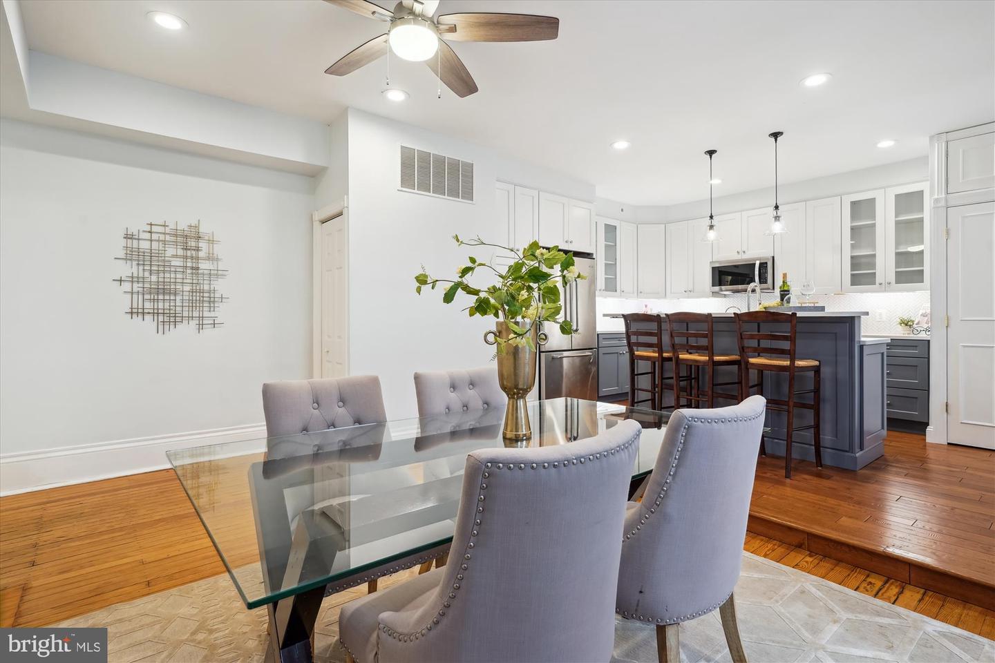 1419 R ST NW #20, WASHINGTON, District Of Columbia 20009, 2 Bedrooms Bedrooms, ,1 BathroomBathrooms,Residential,For sale,1419 R ST NW #20,DCDC2203218 MLS # DCDC2203218