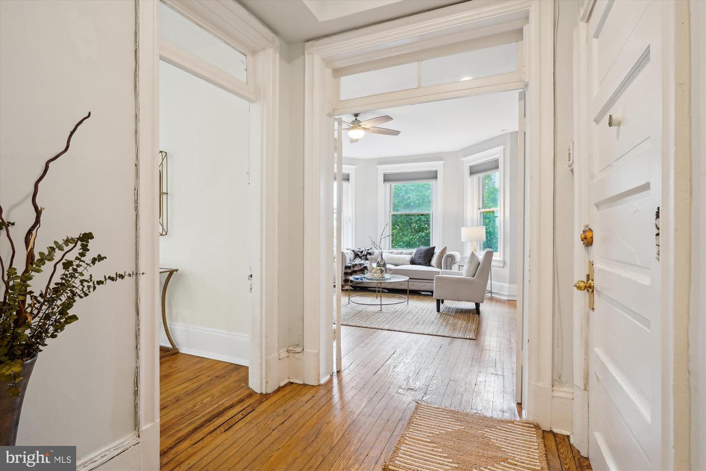 1419 R ST NW #20, WASHINGTON, District Of Columbia 20009, 2 Bedrooms Bedrooms, ,1 BathroomBathrooms,Residential,For sale,1419 R ST NW #20,DCDC2203218 MLS # DCDC2203218