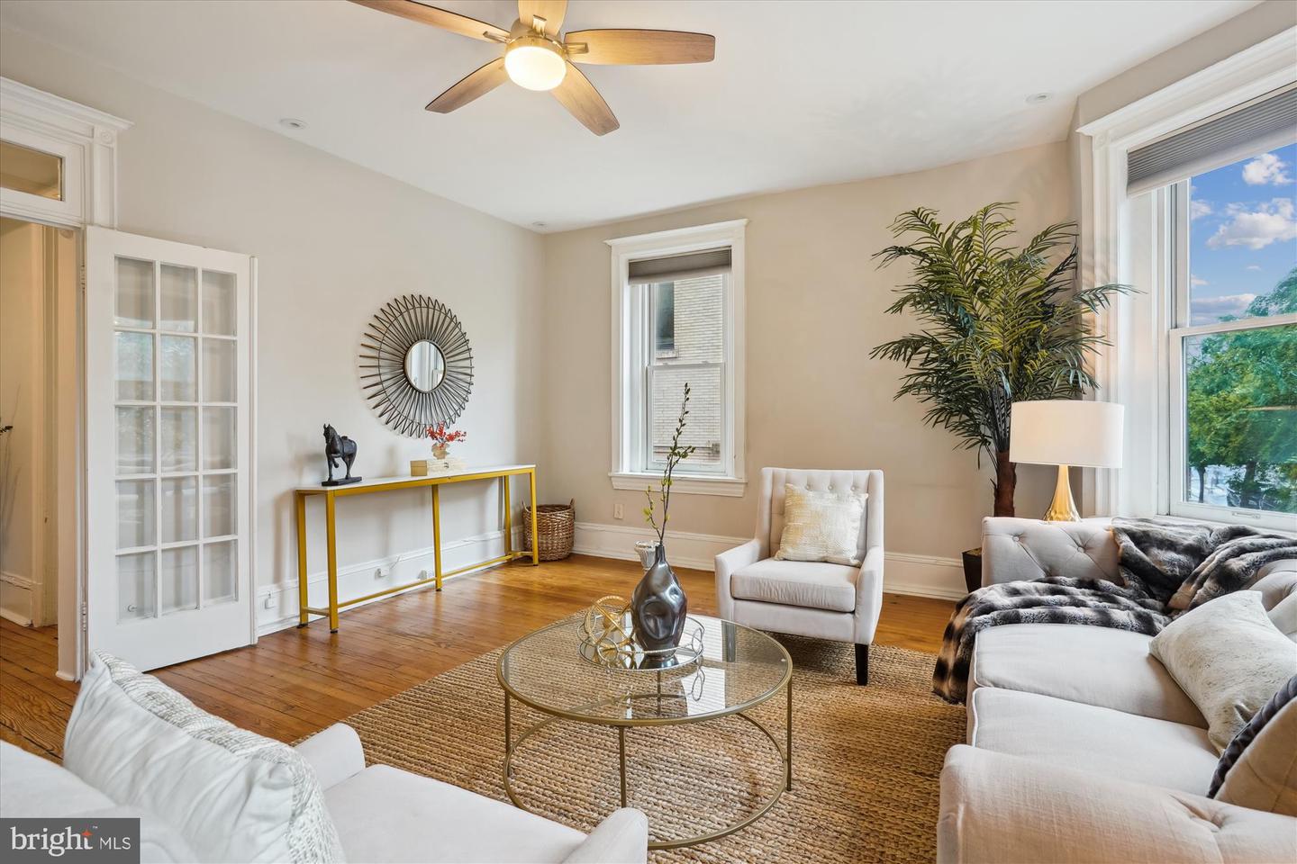 1419 R ST NW #20, WASHINGTON, District Of Columbia 20009, 2 Bedrooms Bedrooms, ,1 BathroomBathrooms,Residential,For sale,1419 R ST NW #20,DCDC2203218 MLS # DCDC2203218