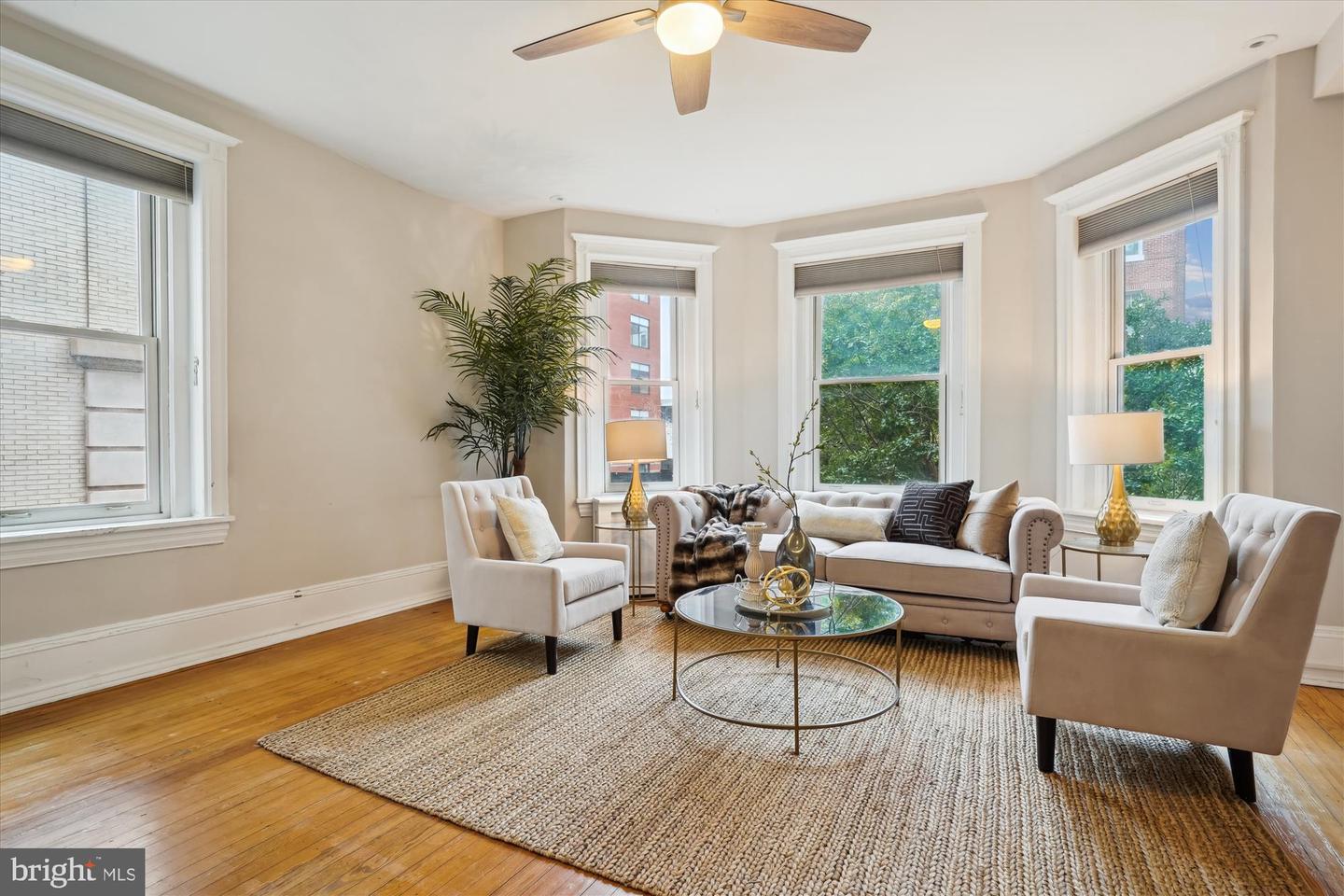 1419 R ST NW #20, WASHINGTON, District Of Columbia 20009, 2 Bedrooms Bedrooms, ,1 BathroomBathrooms,Residential,For sale,1419 R ST NW #20,DCDC2203218 MLS # DCDC2203218