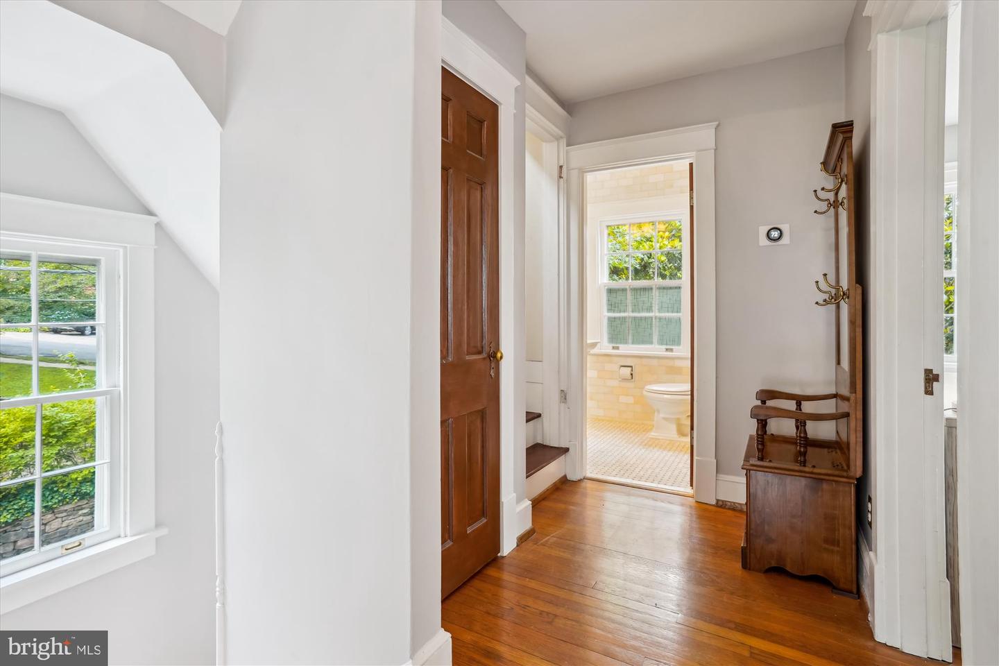 402 W MASONIC VIEW AVE, ALEXANDRIA, Virginia 22301, 4 Bedrooms Bedrooms, ,3 BathroomsBathrooms,Residential,For sale,402 W MASONIC VIEW AVE,VAAX2045846 MLS # VAAX2045846