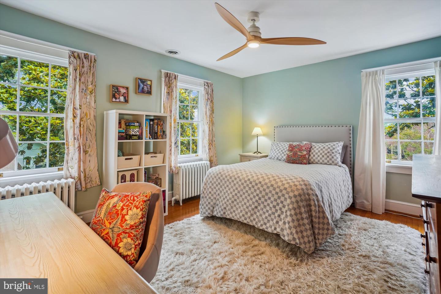 402 W MASONIC VIEW AVE, ALEXANDRIA, Virginia 22301, 4 Bedrooms Bedrooms, ,3 BathroomsBathrooms,Residential,For sale,402 W MASONIC VIEW AVE,VAAX2045846 MLS # VAAX2045846