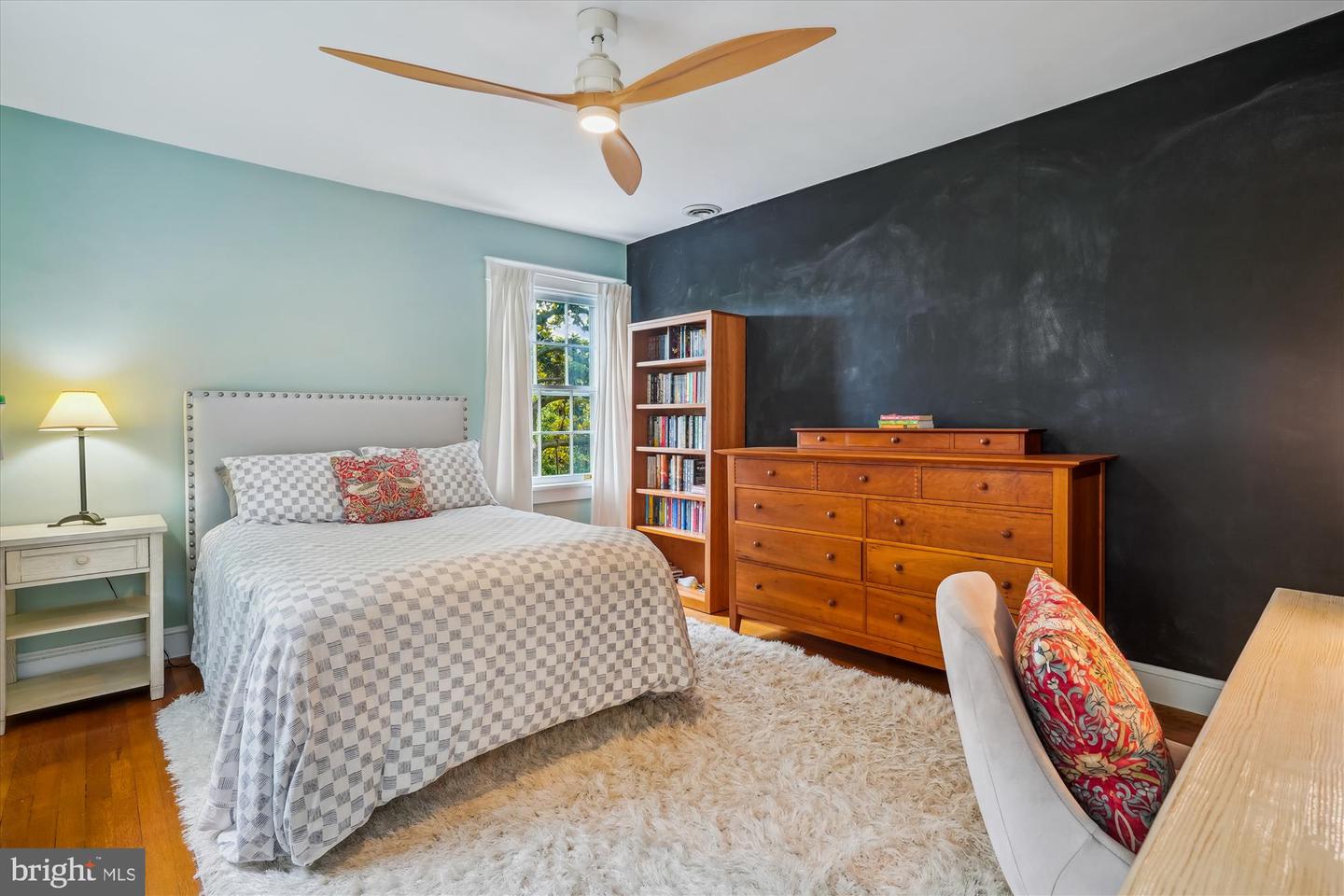 402 W MASONIC VIEW AVE, ALEXANDRIA, Virginia 22301, 4 Bedrooms Bedrooms, ,3 BathroomsBathrooms,Residential,For sale,402 W MASONIC VIEW AVE,VAAX2045846 MLS # VAAX2045846