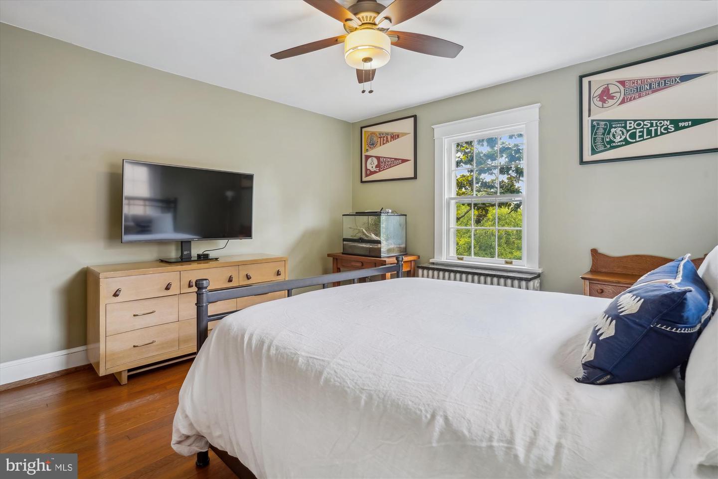 402 W MASONIC VIEW AVE, ALEXANDRIA, Virginia 22301, 4 Bedrooms Bedrooms, ,3 BathroomsBathrooms,Residential,For sale,402 W MASONIC VIEW AVE,VAAX2045846 MLS # VAAX2045846