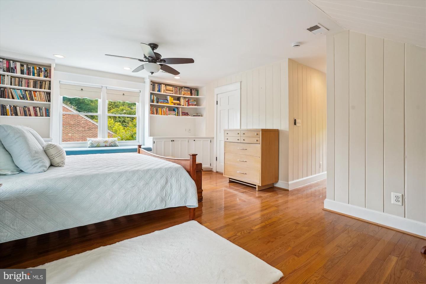 402 W MASONIC VIEW AVE, ALEXANDRIA, Virginia 22301, 4 Bedrooms Bedrooms, ,3 BathroomsBathrooms,Residential,For sale,402 W MASONIC VIEW AVE,VAAX2045846 MLS # VAAX2045846