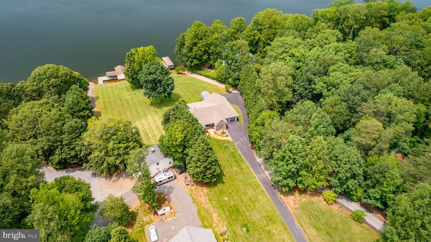 565 BUSBEES POINT RD, BUMPASS, Virginia 23024, 5 Bedrooms Bedrooms, 15 Rooms Rooms,3 BathroomsBathrooms,Residential,For sale,565 BUSBEES POINT RD,VALA2007950 MLS # VALA2007950