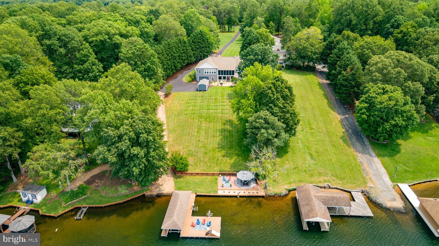 565 BUSBEES POINT RD, BUMPASS, Virginia 23024, 5 Bedrooms Bedrooms, 15 Rooms Rooms,3 BathroomsBathrooms,Residential,For sale,565 BUSBEES POINT RD,VALA2007950 MLS # VALA2007950