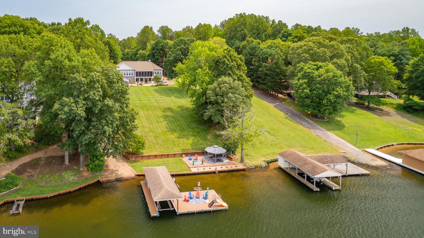 565 BUSBEES POINT RD, BUMPASS, Virginia 23024, 5 Bedrooms Bedrooms, 15 Rooms Rooms,3 BathroomsBathrooms,Residential,For sale,565 BUSBEES POINT RD,VALA2007950 MLS # VALA2007950