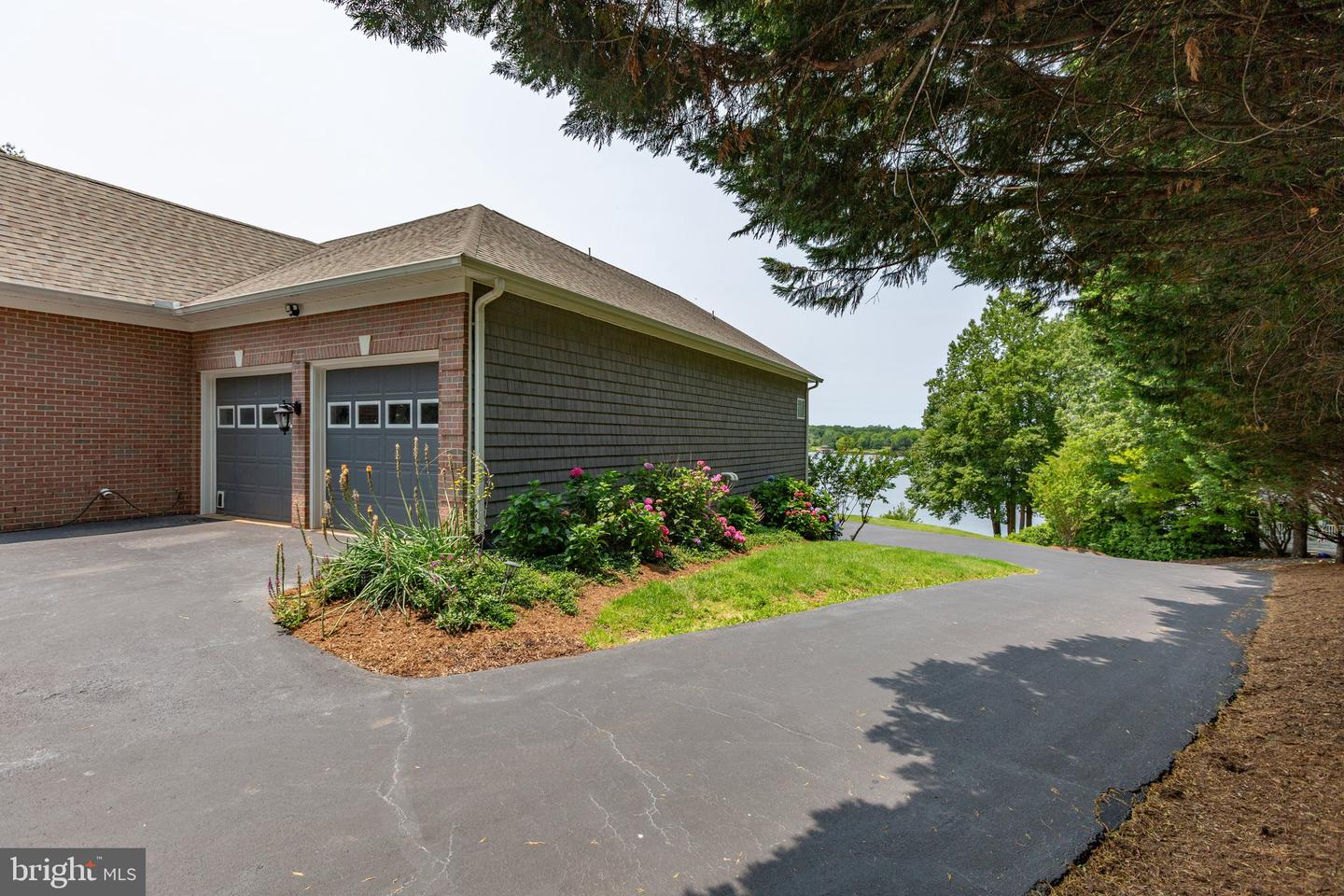 565 BUSBEES POINT RD, BUMPASS, Virginia 23024, 5 Bedrooms Bedrooms, 15 Rooms Rooms,3 BathroomsBathrooms,Residential,For sale,565 BUSBEES POINT RD,VALA2007950 MLS # VALA2007950