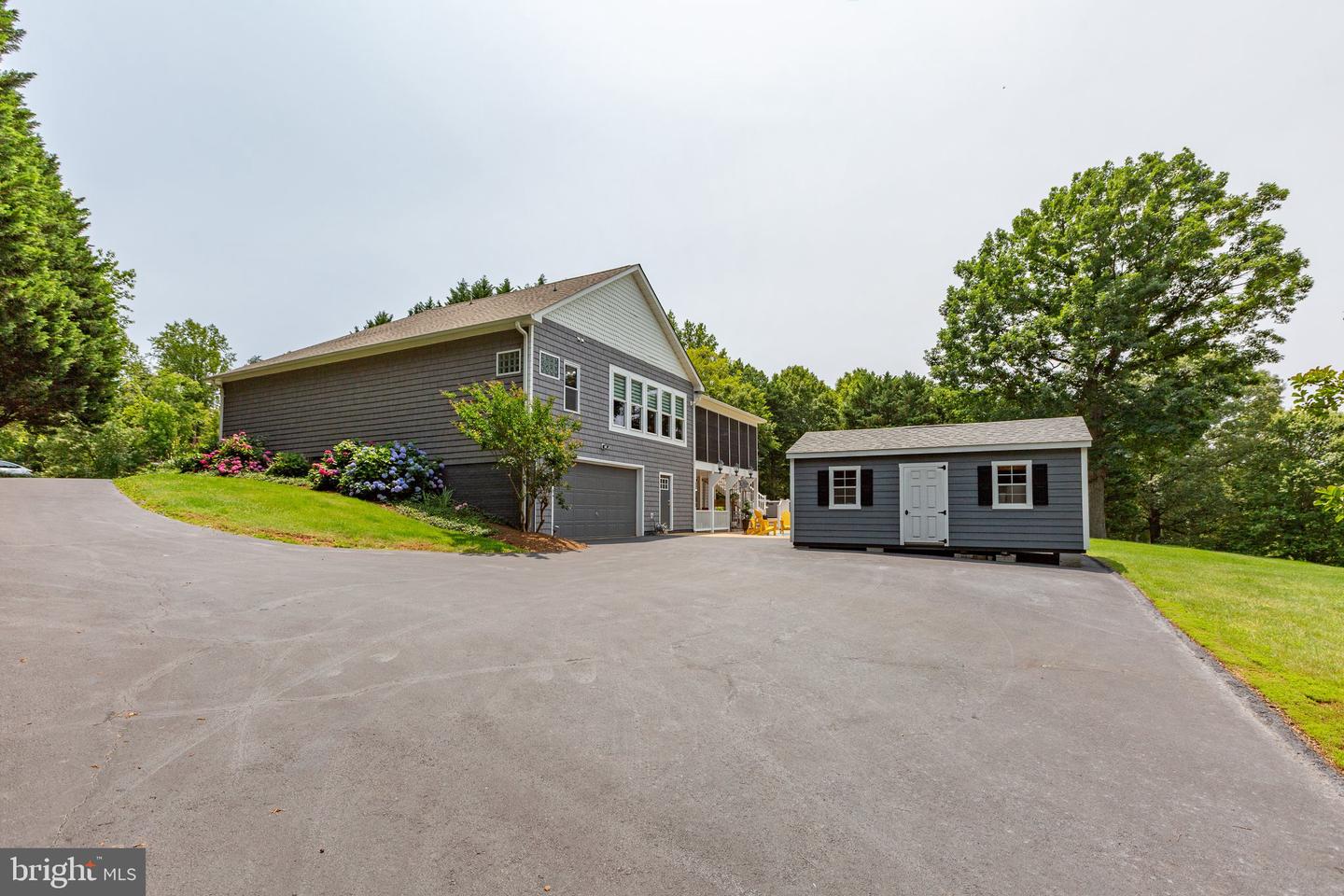 565 BUSBEES POINT RD, BUMPASS, Virginia 23024, 5 Bedrooms Bedrooms, 15 Rooms Rooms,3 BathroomsBathrooms,Residential,For sale,565 BUSBEES POINT RD,VALA2007950 MLS # VALA2007950