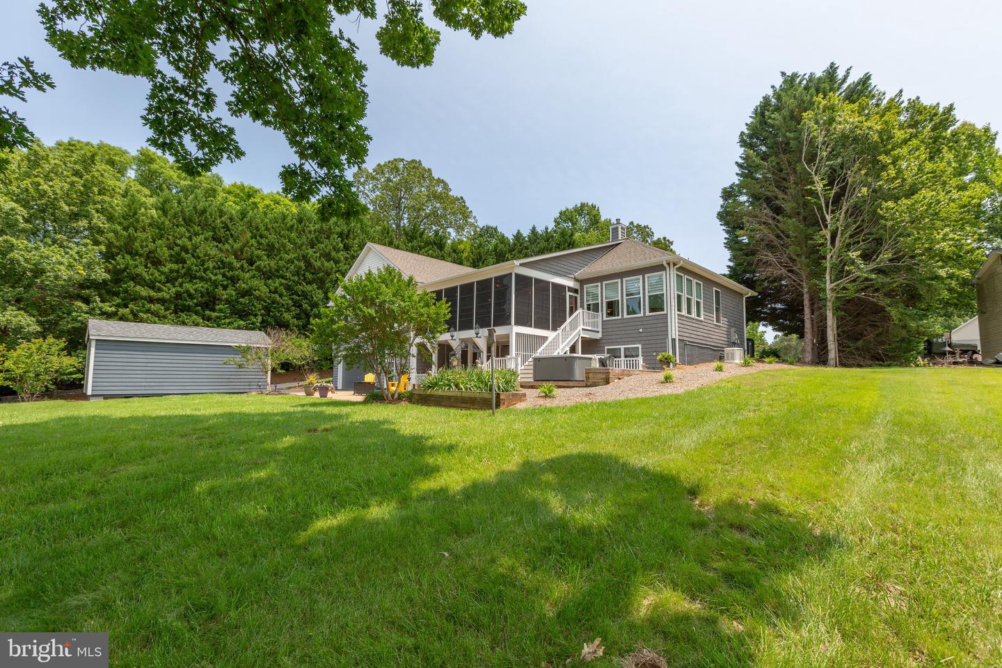 565 BUSBEES POINT RD, BUMPASS, Virginia 23024, 5 Bedrooms Bedrooms, 15 Rooms Rooms,3 BathroomsBathrooms,Residential,For sale,565 BUSBEES POINT RD,VALA2007950 MLS # VALA2007950