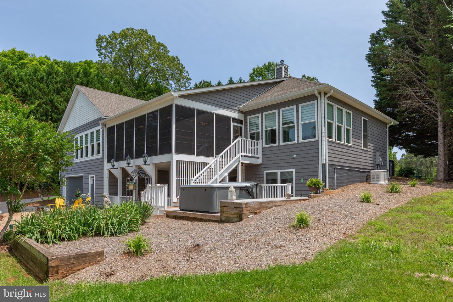 565 BUSBEES POINT RD, BUMPASS, Virginia 23024, 5 Bedrooms Bedrooms, 15 Rooms Rooms,3 BathroomsBathrooms,Residential,For sale,565 BUSBEES POINT RD,VALA2007950 MLS # VALA2007950