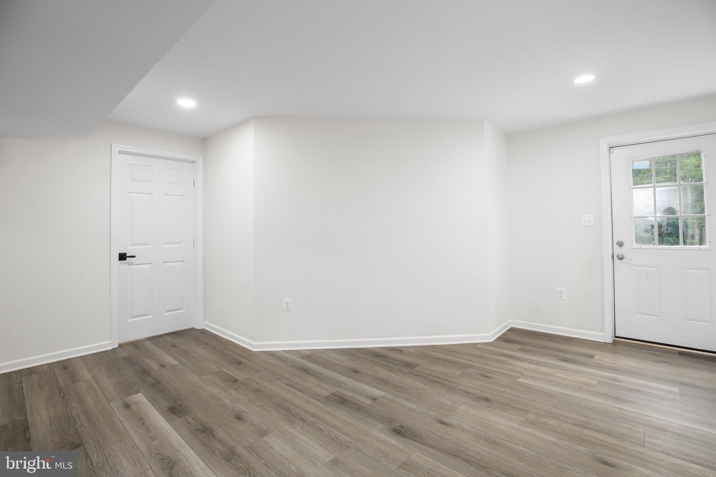 66 MARSH RD, FREDERICKSBURG, Virginia 22406, 4 Bedrooms Bedrooms, ,3 BathroomsBathrooms,Residential,For sale,66 MARSH RD,VAST2039334 MLS # VAST2039334