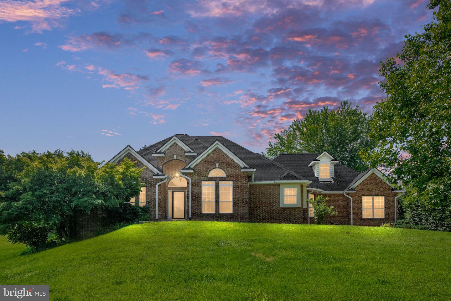 18894 EQUESTRIAN LN, CULPEPER, Virginia 22701, 4 Bedrooms Bedrooms, ,3 BathroomsBathrooms,Residential,For sale,18894 EQUESTRIAN LN,VACU2010706 MLS # VACU2010706