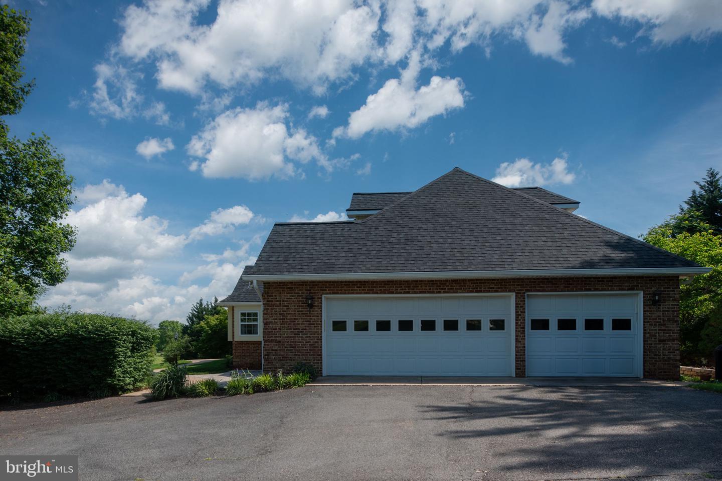 18894 EQUESTRIAN LN, CULPEPER, Virginia 22701, 4 Bedrooms Bedrooms, ,3 BathroomsBathrooms,Residential,For sale,18894 EQUESTRIAN LN,VACU2010706 MLS # VACU2010706