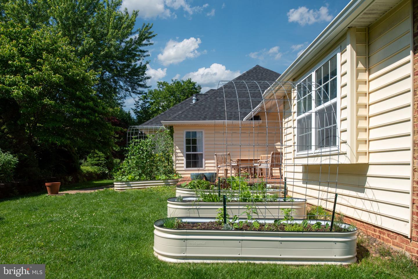 18894 EQUESTRIAN LN, CULPEPER, Virginia 22701, 4 Bedrooms Bedrooms, ,3 BathroomsBathrooms,Residential,For sale,18894 EQUESTRIAN LN,VACU2010706 MLS # VACU2010706