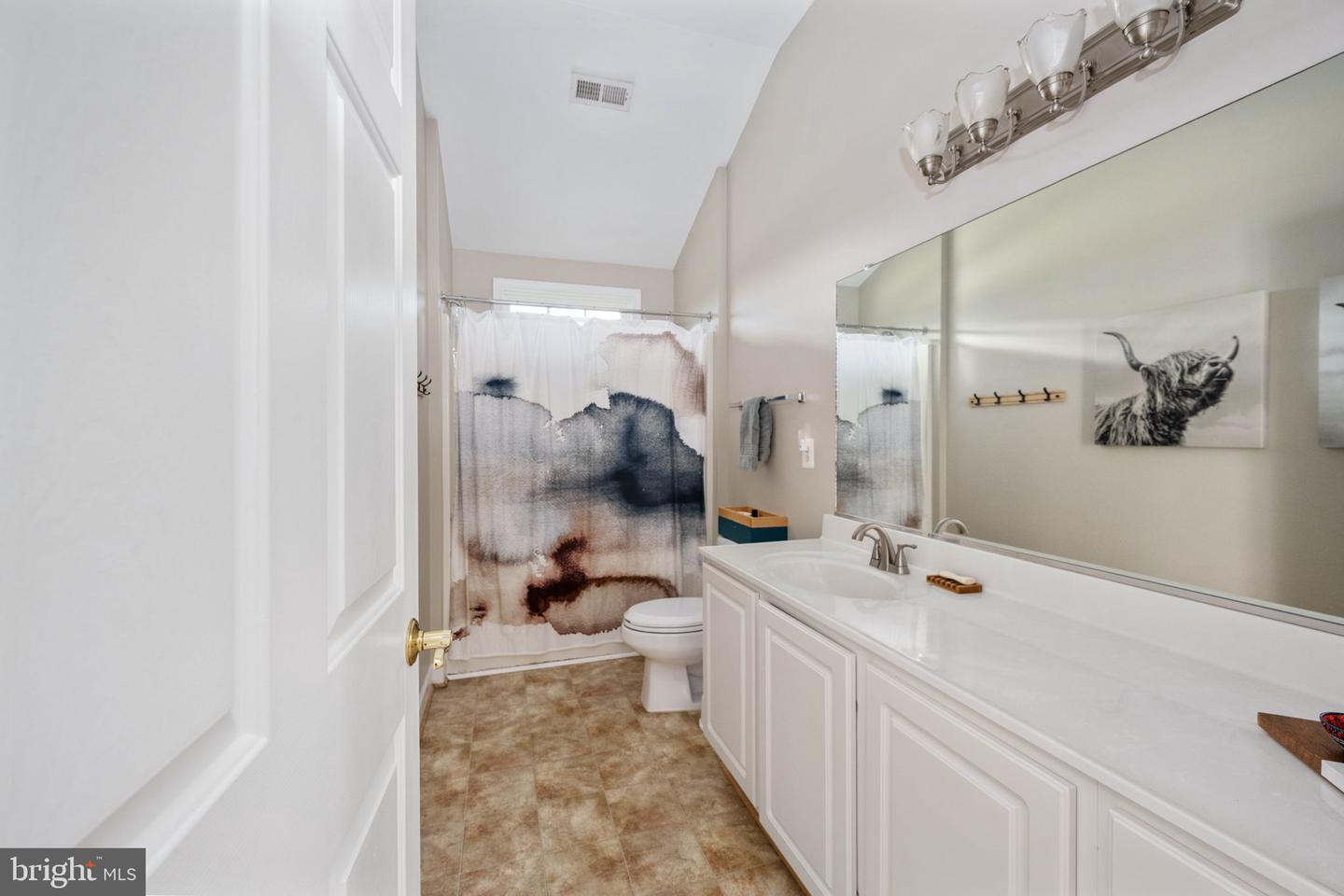 18894 EQUESTRIAN LN, CULPEPER, Virginia 22701, 4 Bedrooms Bedrooms, ,3 BathroomsBathrooms,Residential,For sale,18894 EQUESTRIAN LN,VACU2010706 MLS # VACU2010706