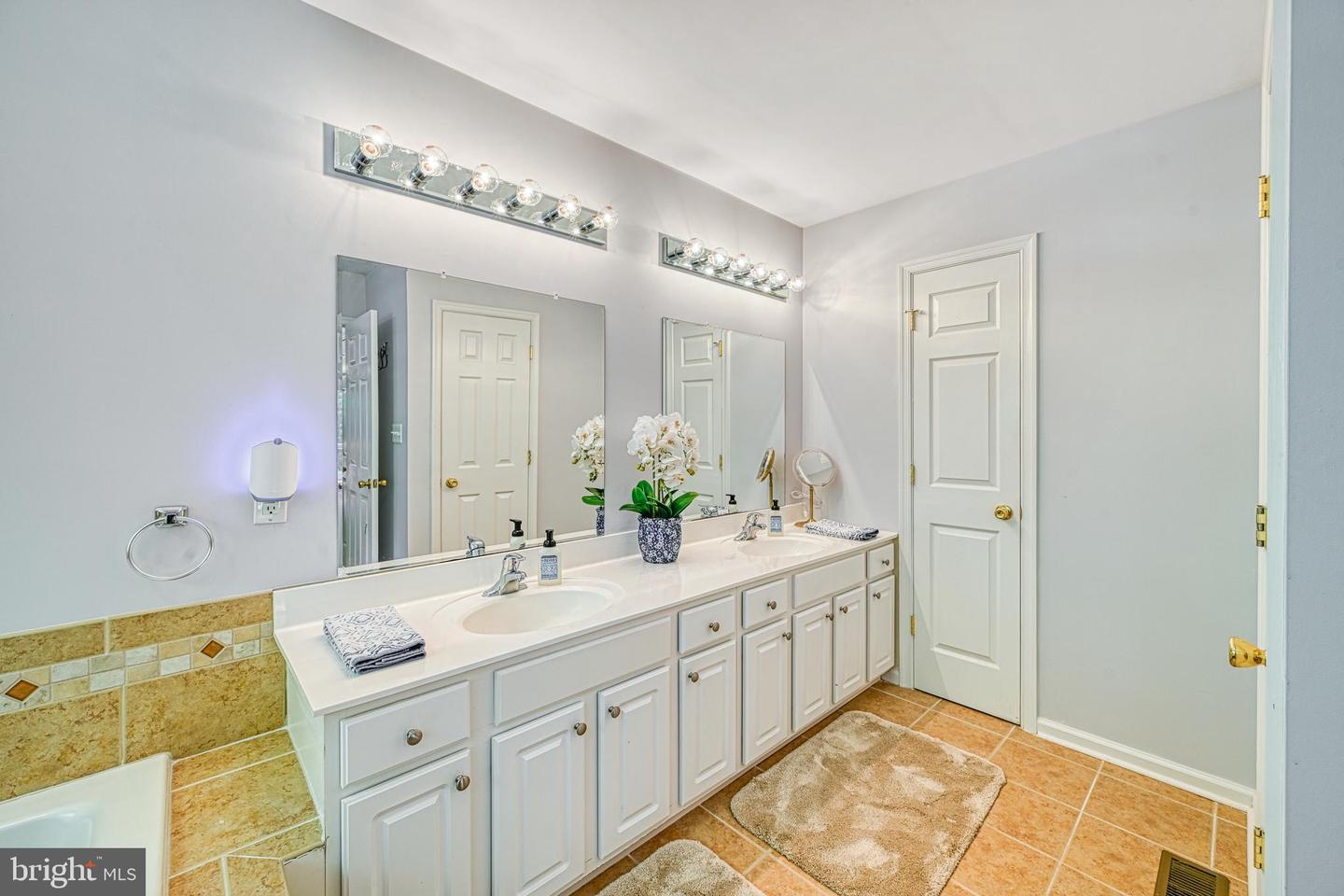 2406 VALENTINE DR, BUMPASS, Virginia 23024, 5 Bedrooms Bedrooms, 13 Rooms Rooms,3 BathroomsBathrooms,Residential,For sale,2406 VALENTINE DR,VASP2033570 MLS # VASP2033570