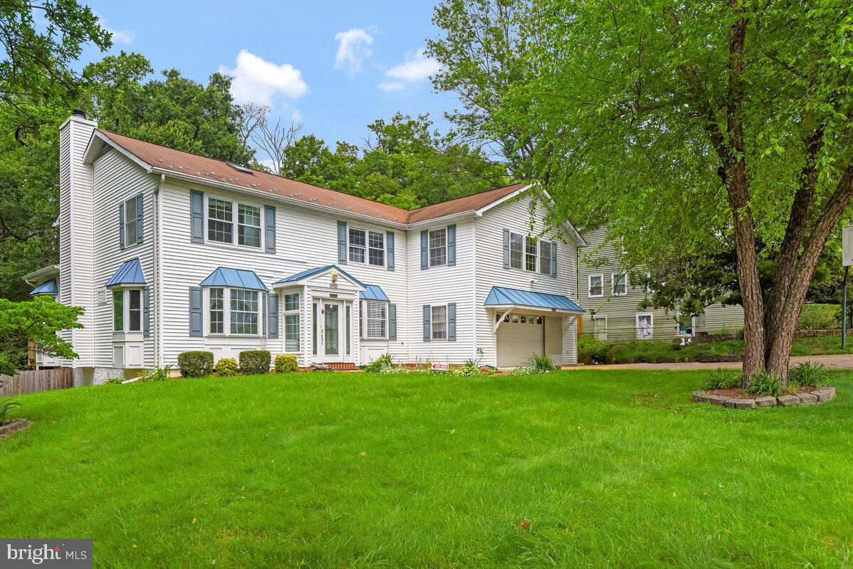 3910 QUISENBERRY DR, ALEXANDRIA, Virginia 22309, 4 Bedrooms Bedrooms, ,4 BathroomsBathrooms,Residential,For sale,3910 QUISENBERRY DR,VAFX2244402 MLS # VAFX2244402