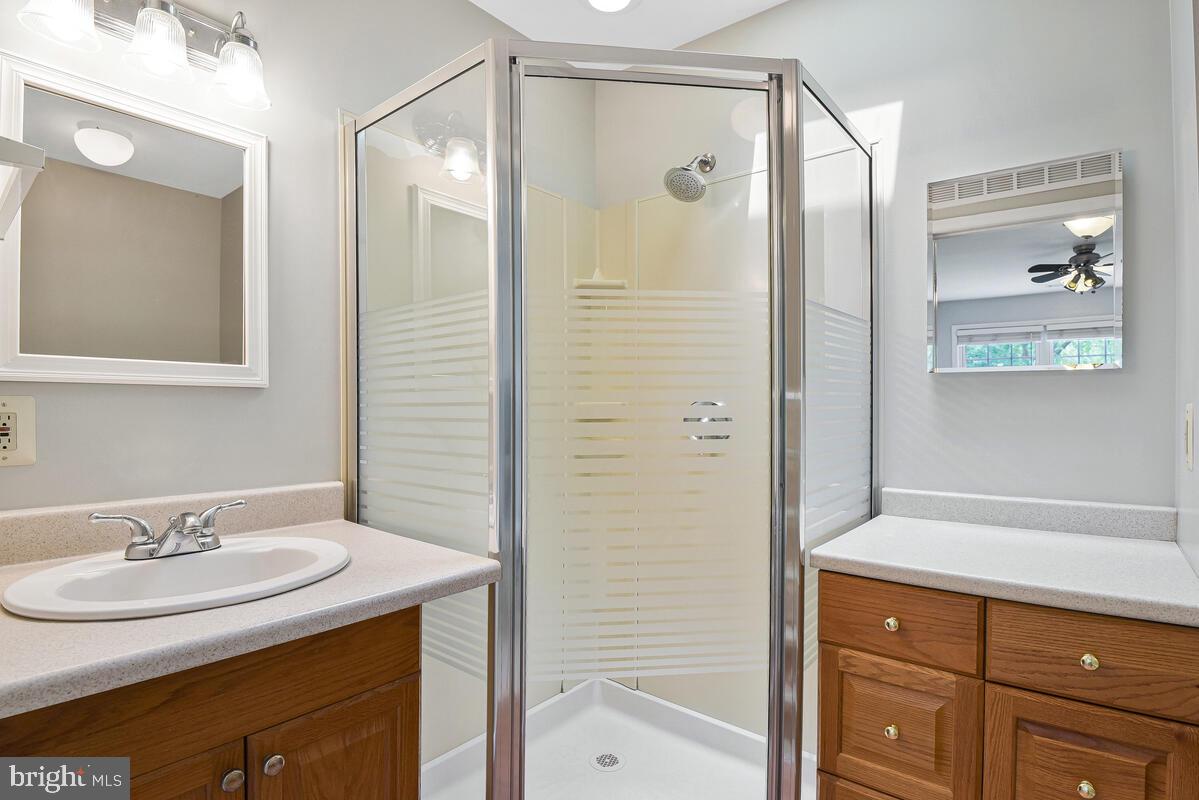 3910 QUISENBERRY DR, ALEXANDRIA, Virginia 22309, 4 Bedrooms Bedrooms, ,4 BathroomsBathrooms,Residential,For sale,3910 QUISENBERRY DR,VAFX2244402 MLS # VAFX2244402