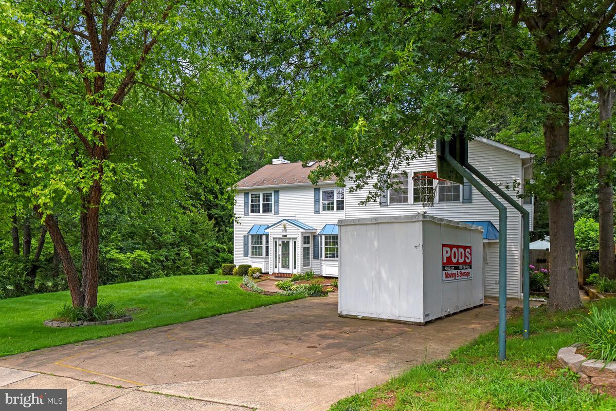 3910 QUISENBERRY DR, ALEXANDRIA, Virginia 22309, 4 Bedrooms Bedrooms, ,4 BathroomsBathrooms,Residential,For sale,3910 QUISENBERRY DR,VAFX2244402 MLS # VAFX2244402