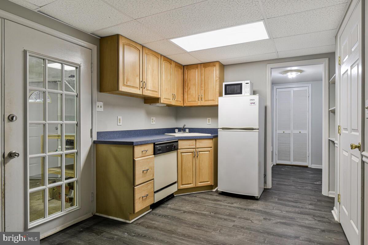 3910 QUISENBERRY DR, ALEXANDRIA, Virginia 22309, 4 Bedrooms Bedrooms, ,4 BathroomsBathrooms,Residential,For sale,3910 QUISENBERRY DR,VAFX2244402 MLS # VAFX2244402