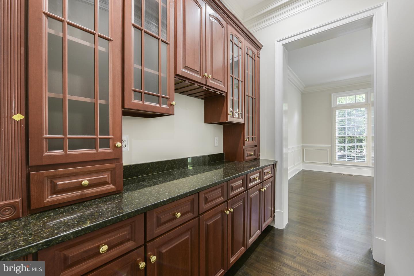 1496 EVANS FARM DR, MCLEAN, Virginia 22101, 4 Bedrooms Bedrooms, ,5 BathroomsBathrooms,Residential,For sale,1496 EVANS FARM DR,VAFX2244476 MLS # VAFX2244476