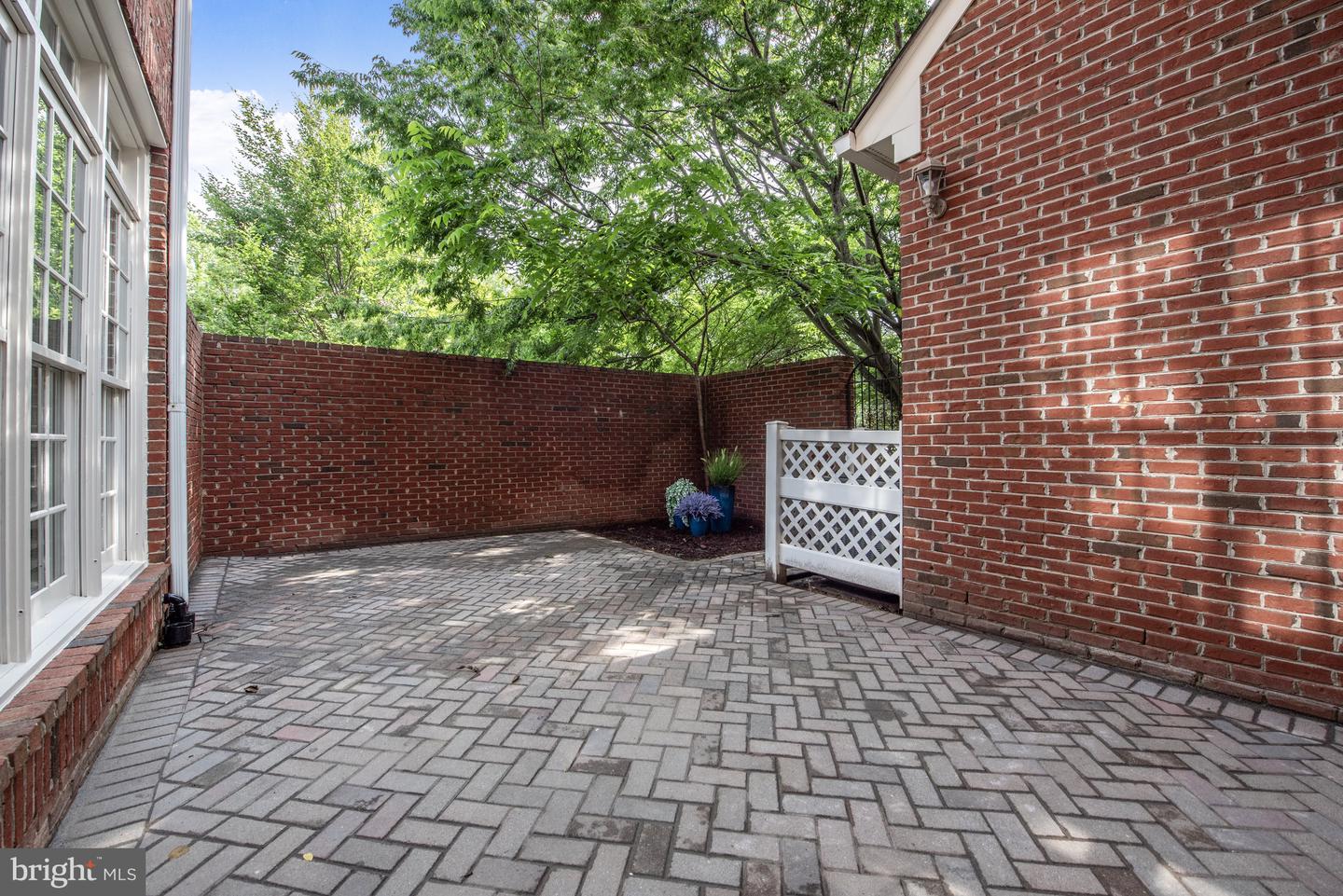1496 EVANS FARM DR, MCLEAN, Virginia 22101, 4 Bedrooms Bedrooms, ,5 BathroomsBathrooms,Residential,For sale,1496 EVANS FARM DR,VAFX2244476 MLS # VAFX2244476