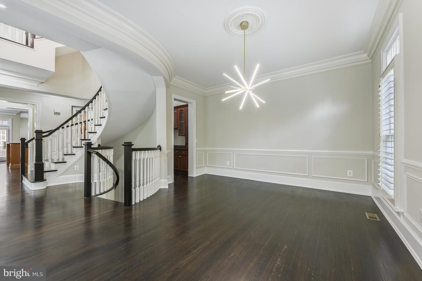1496 EVANS FARM DR, MCLEAN, Virginia 22101, 4 Bedrooms Bedrooms, ,5 BathroomsBathrooms,Residential,For sale,1496 EVANS FARM DR,VAFX2244476 MLS # VAFX2244476