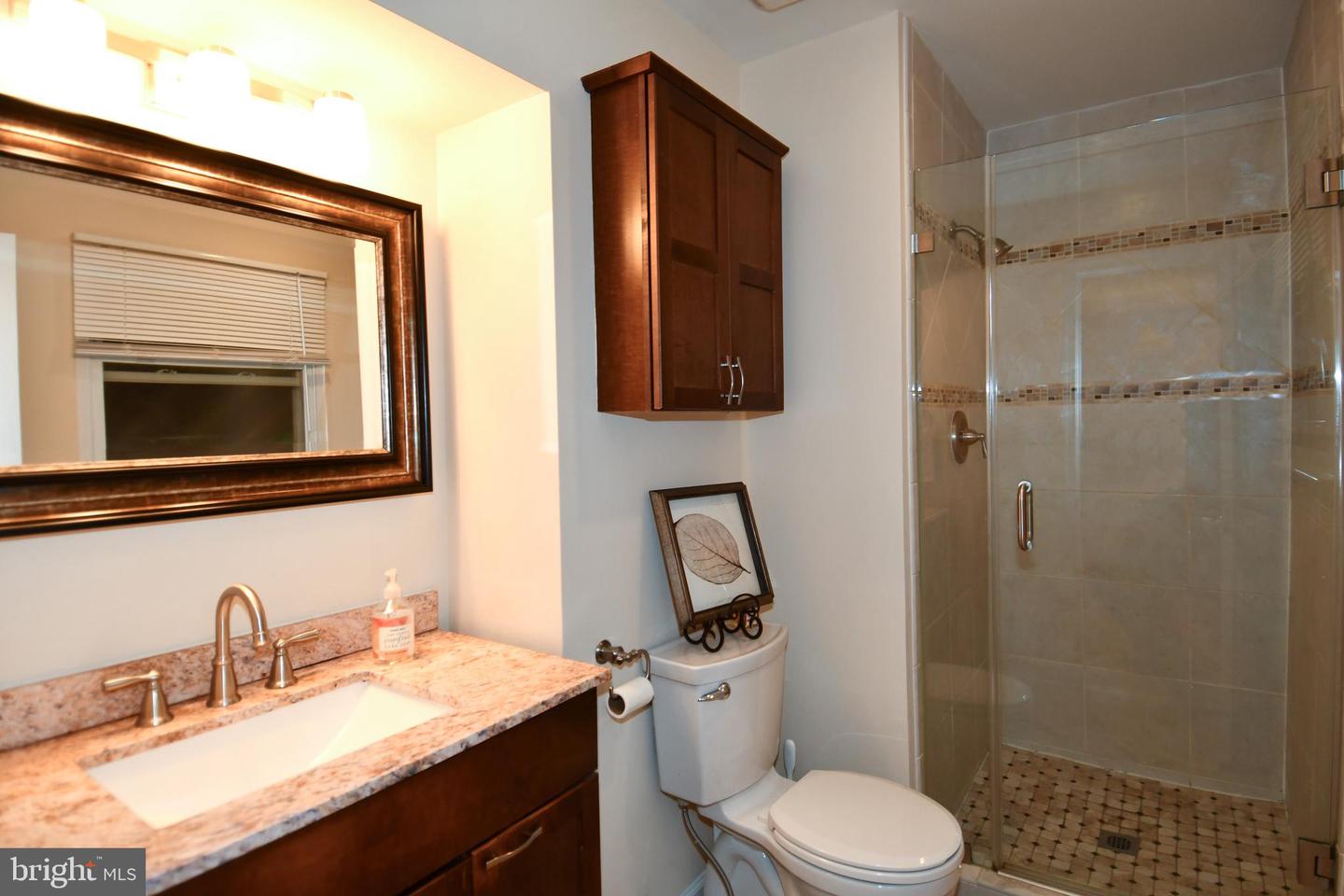 7801 CARRLEIGH PKWY, SPRINGFIELD, Virginia 22152, 5 Bedrooms Bedrooms, ,2 BathroomsBathrooms,Residential,For sale,7801 CARRLEIGH PKWY,VAFX2244440 MLS # VAFX2244440