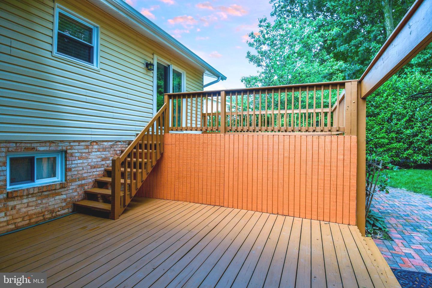 7801 CARRLEIGH PKWY, SPRINGFIELD, Virginia 22152, 5 Bedrooms Bedrooms, ,2 BathroomsBathrooms,Residential,For sale,7801 CARRLEIGH PKWY,VAFX2244440 MLS # VAFX2244440
