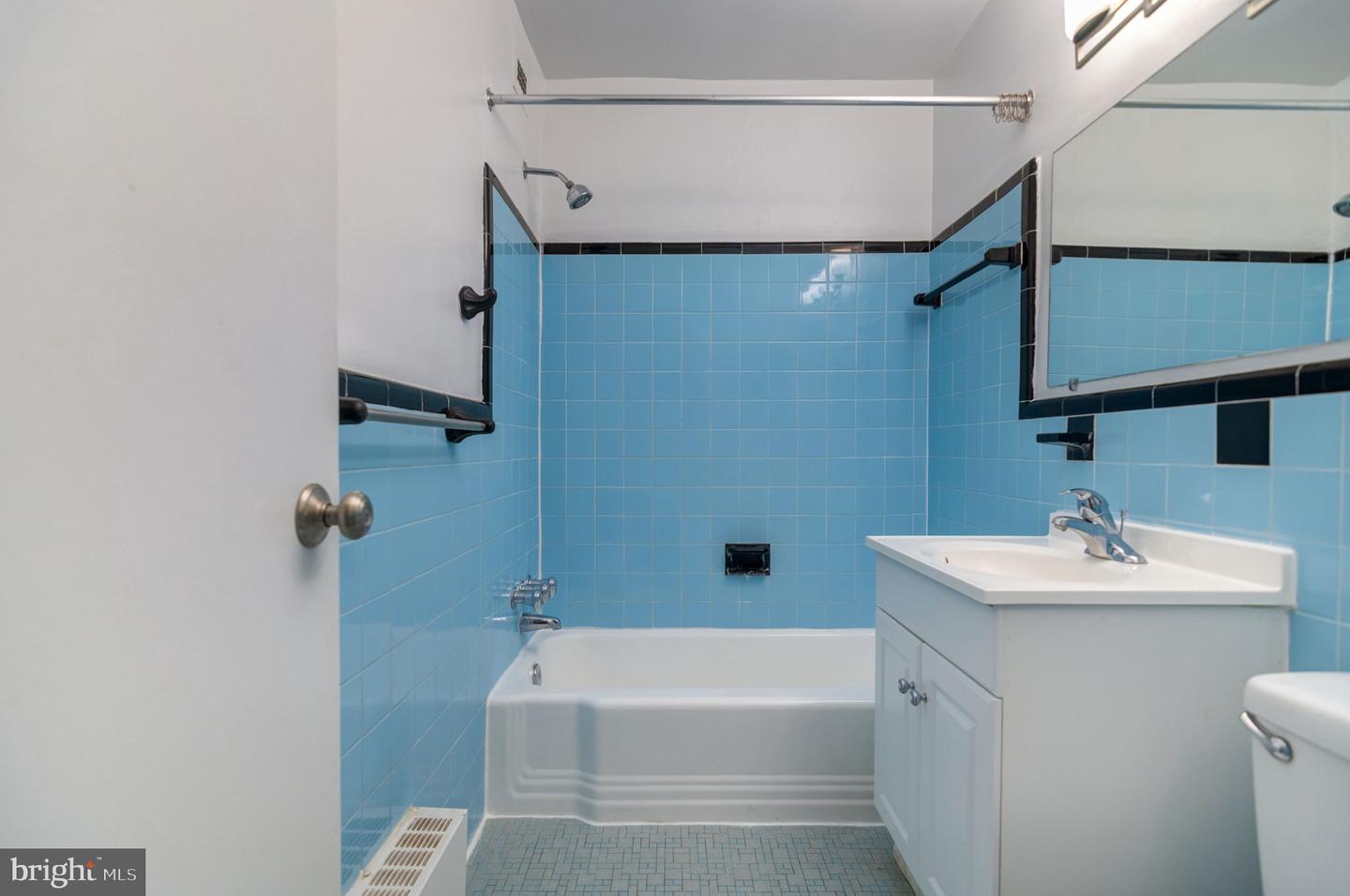1200 S ARLINGTON RIDGE RD #205, ARLINGTON, Virginia 22202, 1 Bedroom Bedrooms, ,1 BathroomBathrooms,Residential,For sale,1200 S ARLINGTON RIDGE RD #205,VAAR2058492 MLS # VAAR2058492